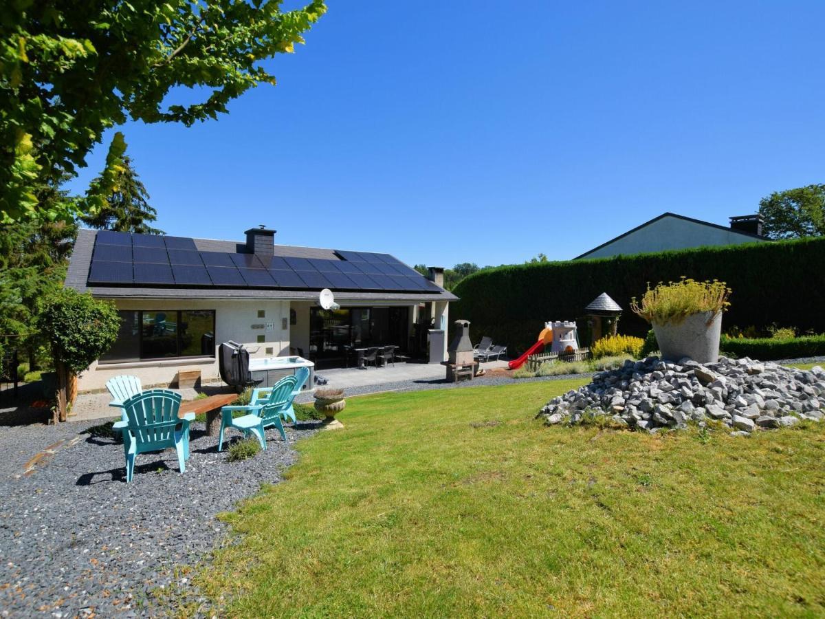 Luxurious Holiday Home With Jacuzzi Filly Exteriér fotografie